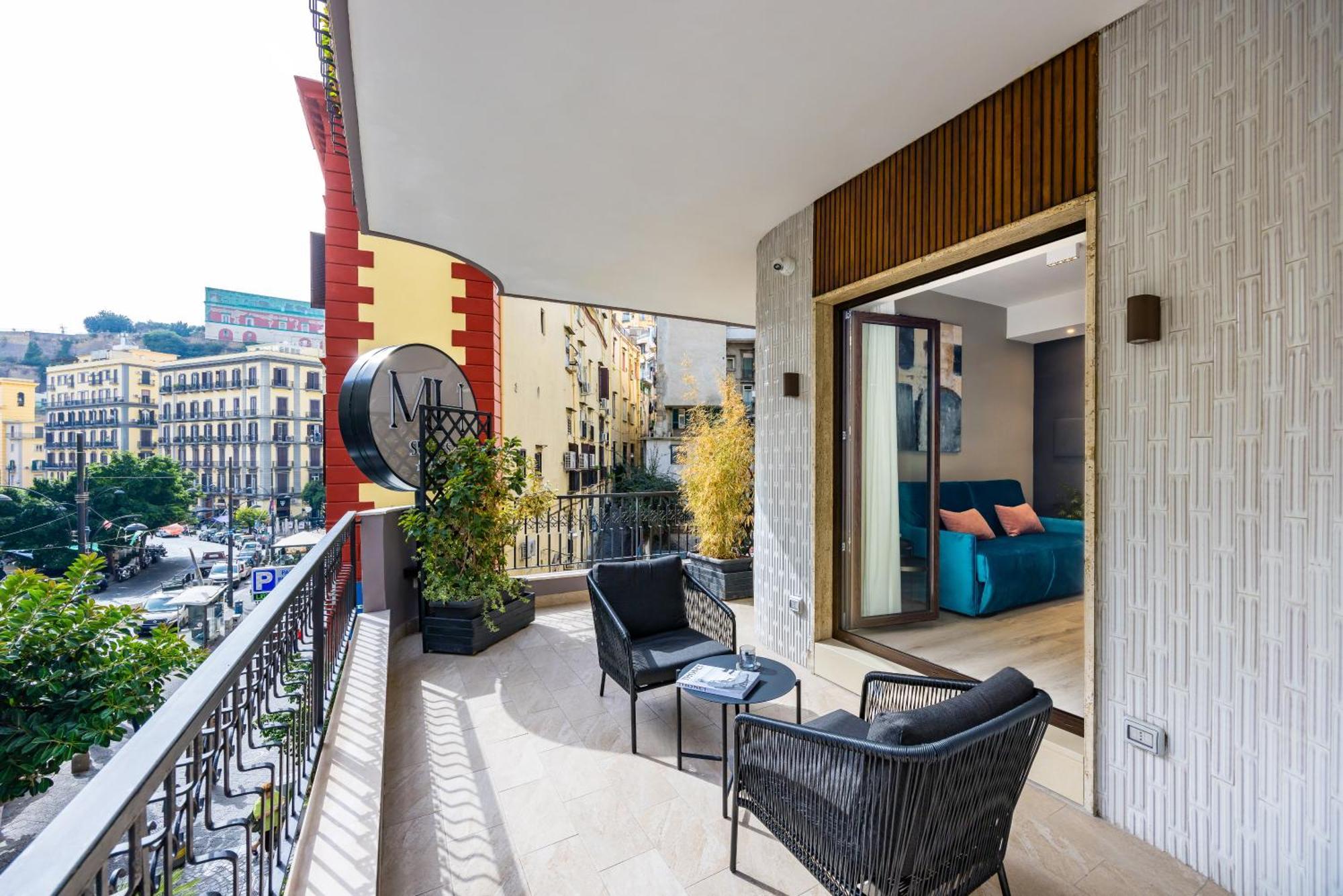 Mh Suites Plebiscito Naples Exterior photo