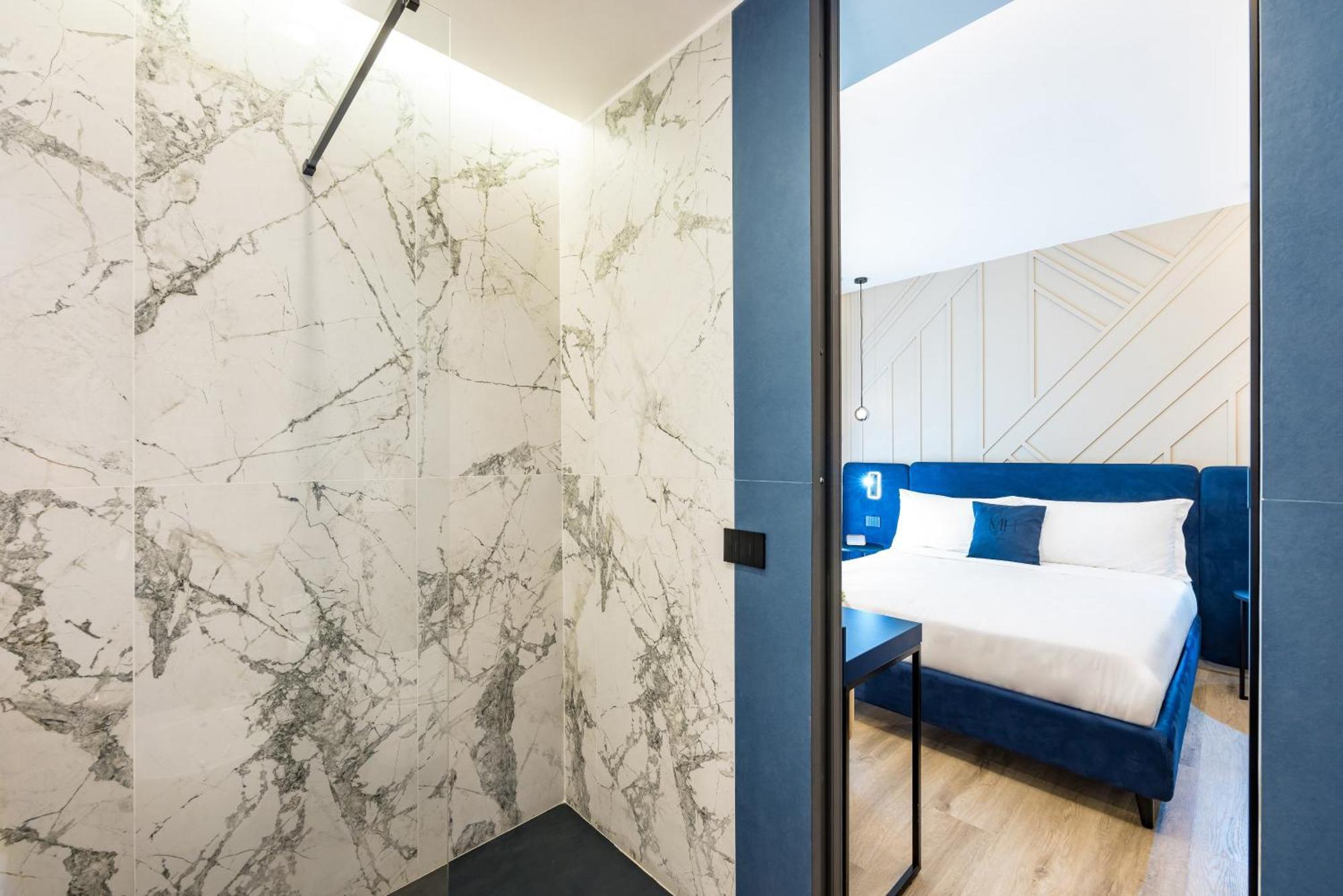 Mh Suites Plebiscito Naples Exterior photo