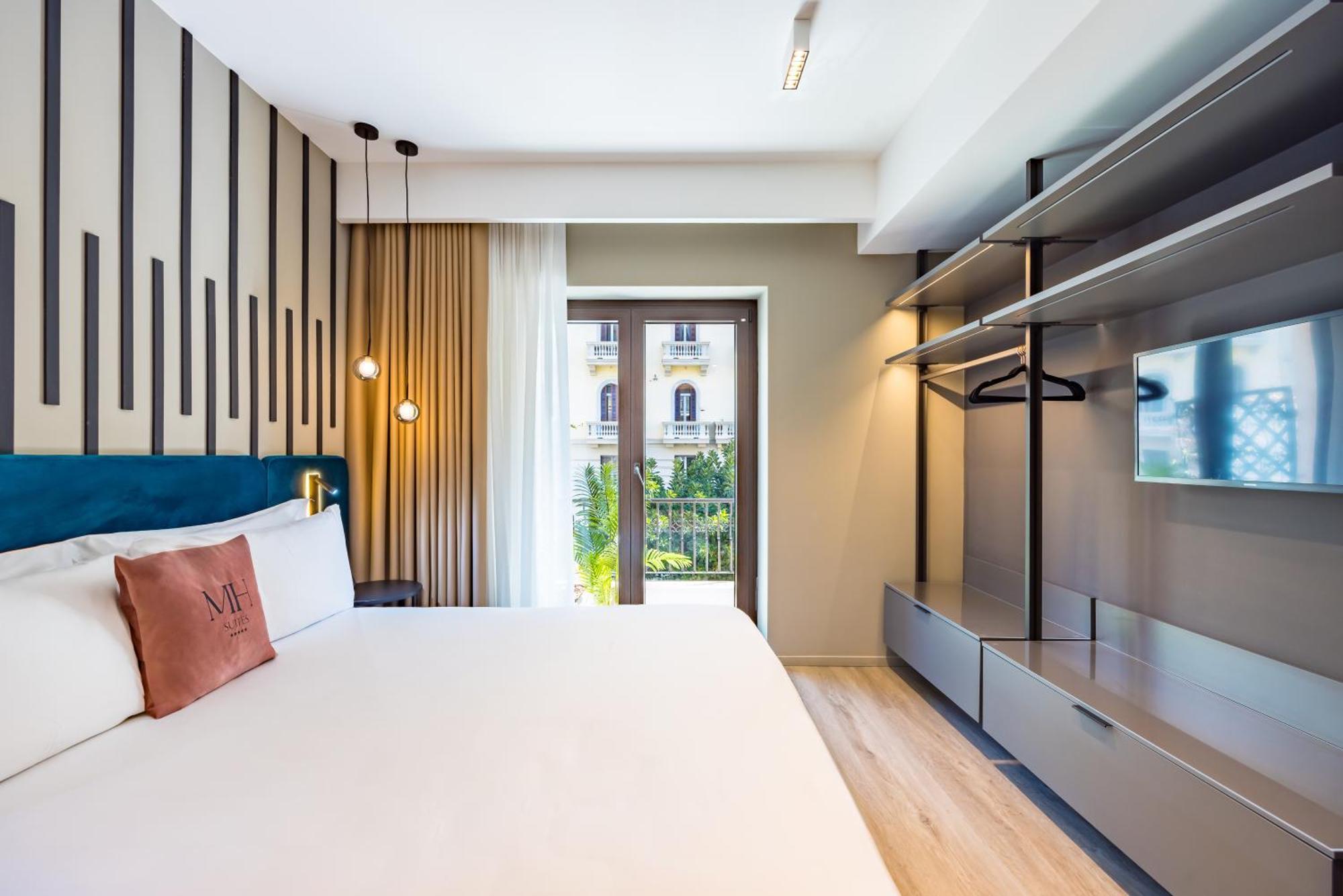Mh Suites Plebiscito Naples Exterior photo
